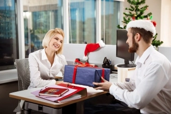 Discover Our Special Christmas Offer and Give Your Resume a Festive Boost